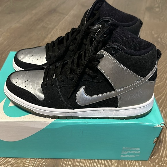 Nike SB Dunks Tin Man - Used still in good condition - Picture 4 of 4